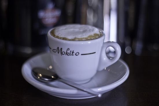 06-cafe-bluecher-cappuccino.jpg